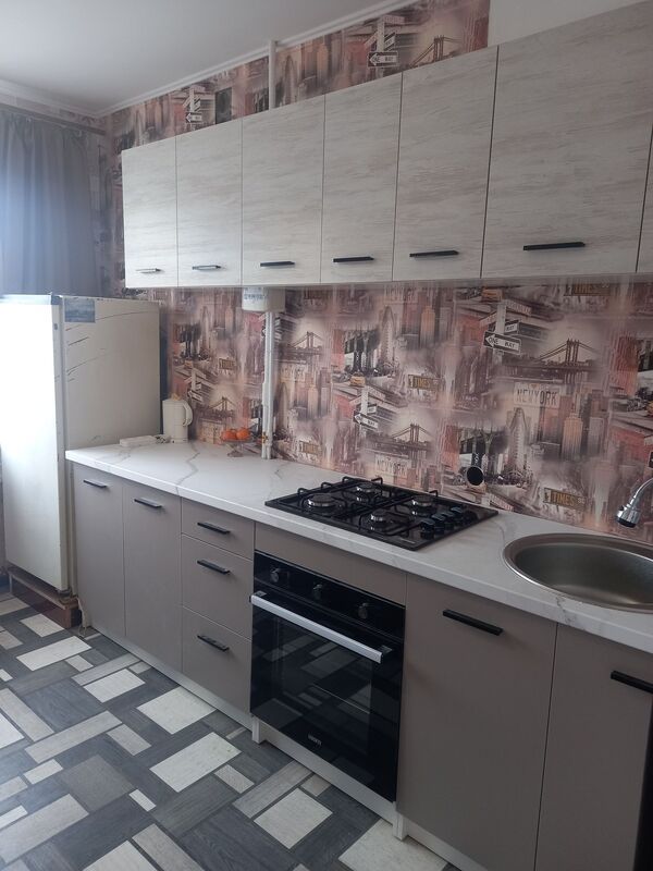 Здам 3-кімнатну квартиру на Комунарі (Покровський), вул. М. Дія