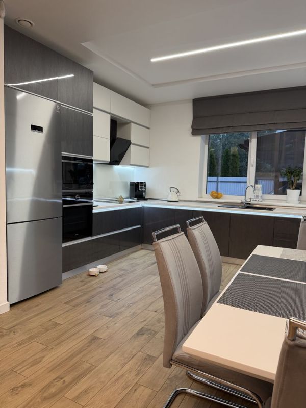 Продам будинок 136 м² 10 сот Березанівка провулок Балканський