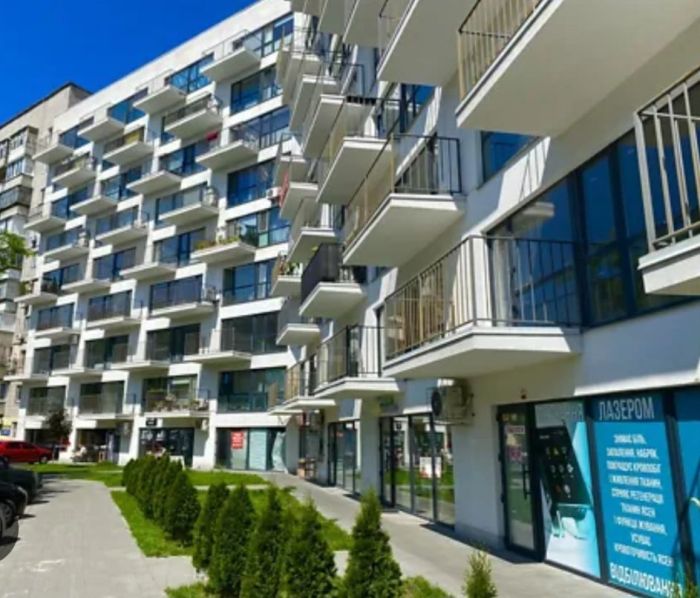 Продам 4к квартиру 108 м² ЖК Молодіжний Каменський Бєляєва вул. 8а