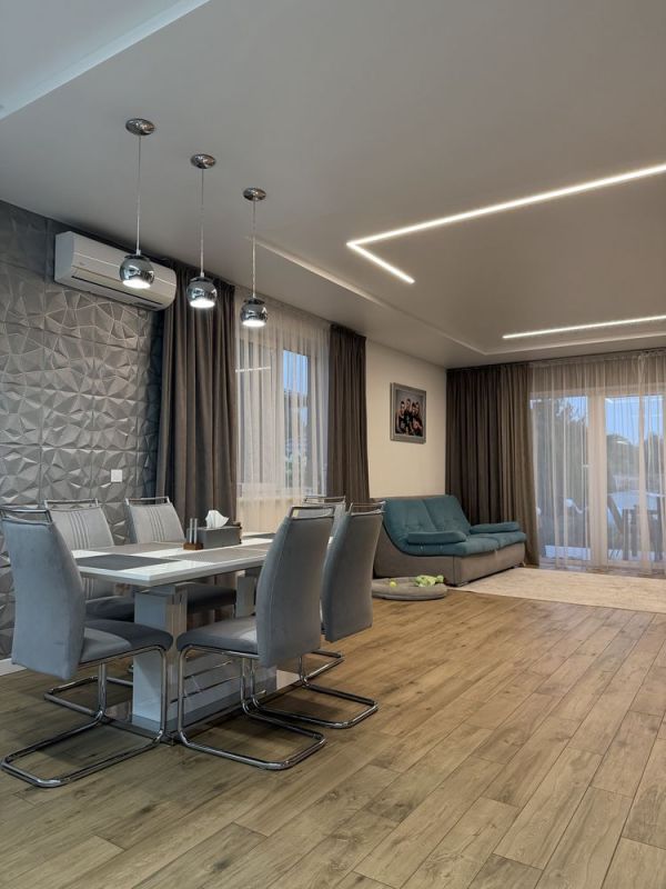 Продам будинок 136 м² 10 сот Березанівка провулок Балканський
