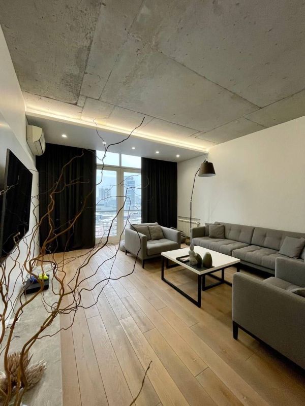 Продам 3к кваритиру 124 м² ЖК Duet  Центр Крутогірний узвіз