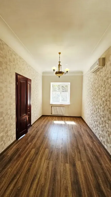 Продам 3к квартиру 71 м² в Центрі, біля парку Чкалова, сталинка