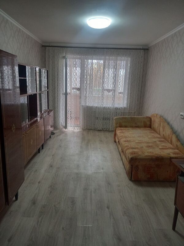 Здам 3-кімнатну квартиру на Комунарі (Покровський), вул. М. Дія