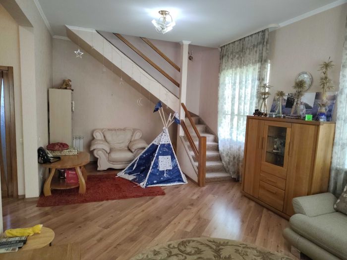 Продам дом 3к 96 м² участок 6 соток в поселке Золотые ключи