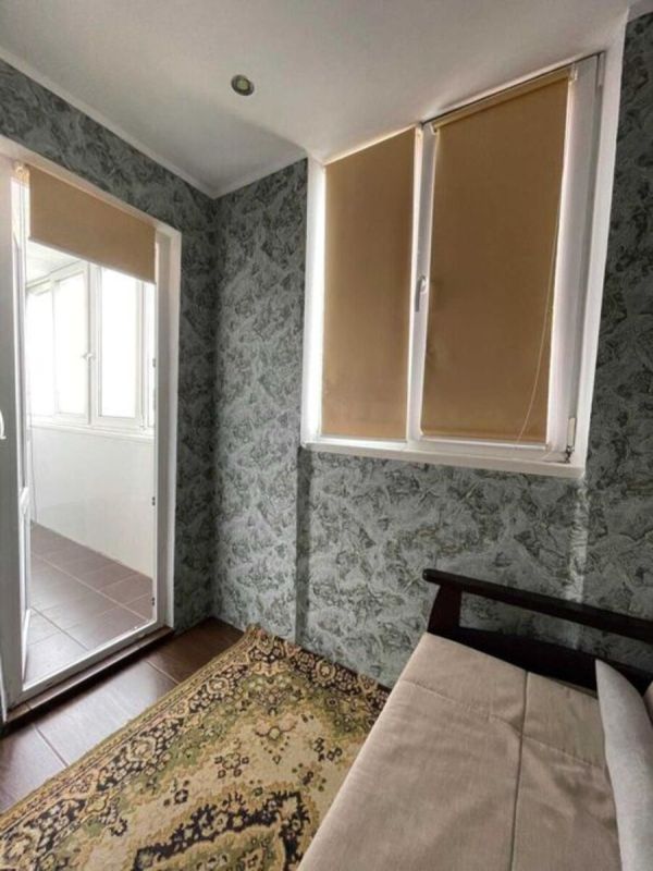 Продам 1к квартиру на ж/м Покровский ул. Кондратюка