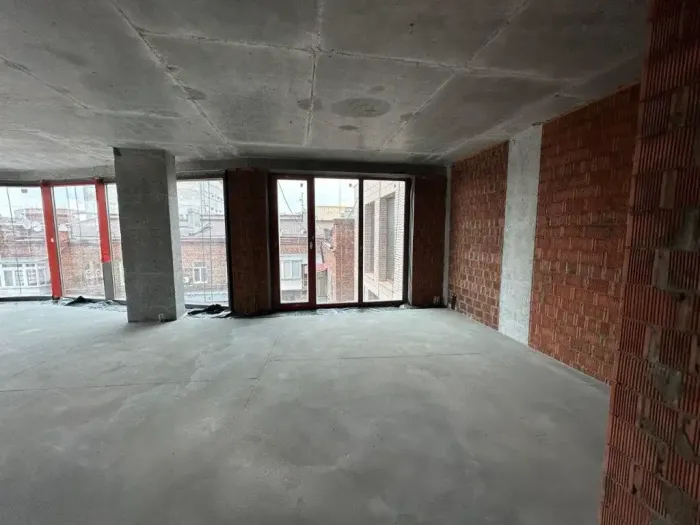 Продам 2х кімнатну квартиру 87.4 м² в самому центрі міста Дніпро на вул. Короленко ЖК Mozart