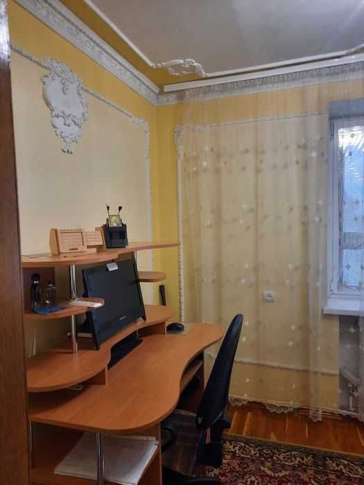 Продам 3к квартиру с индивидуальным газовым отомлением, мебелью, техникой и ремонтом