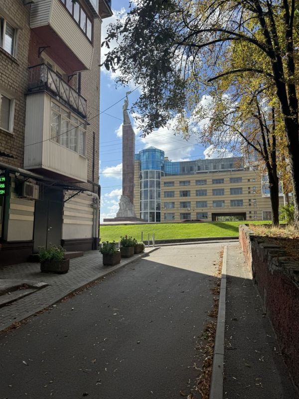 Продам 2к квартиру 45 м² в центрі Дніпра біля пам'ятника Слави