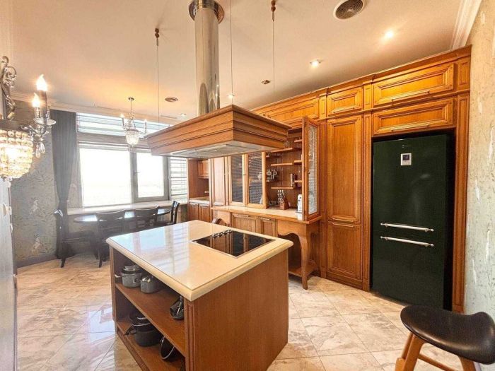 Продам 5к квартиру в Днепре ЖК Славия проспект Д. Яворницкого дом 3