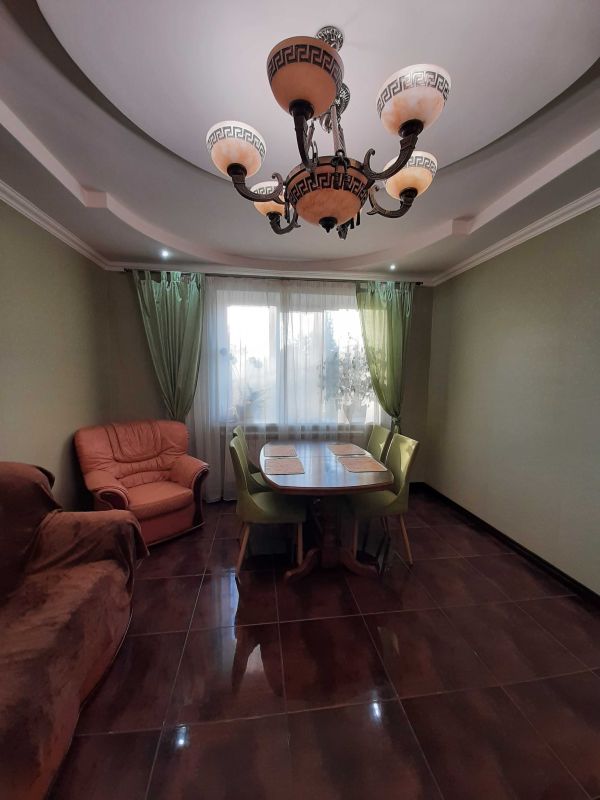 Здам будинок 120 м², 15 соток 4 кімнати чечеловський район міста Дніпра