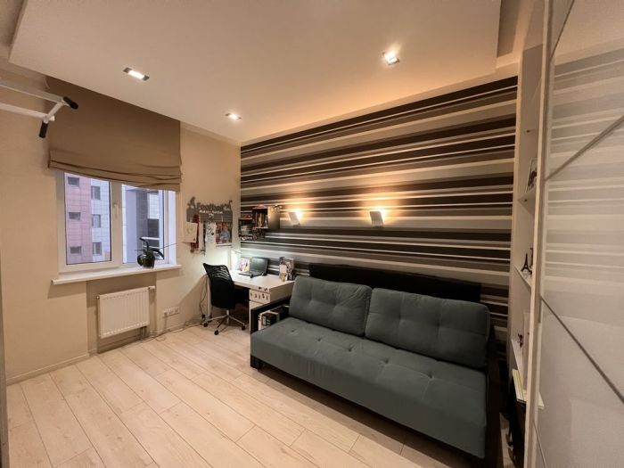 Здам 4х кімнатну квартиру 130 м² на Рогальова в центрі міста Дніпра ЖК Дуэт