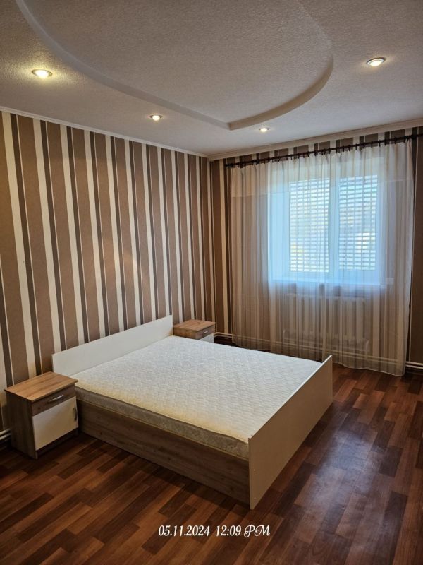 Продам будинок  178 м² 3 соткі в районі ресторана Едбург вул. Далекосхідна