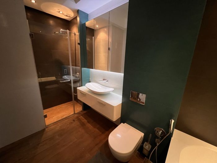 Здам 4х кімнатну квартиру 130 м² на Рогальова в центрі міста Дніпра ЖК Дуэт