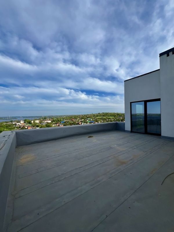 Продам пент хаус 150 м2 с террасой и видом на реку ЖК Южный