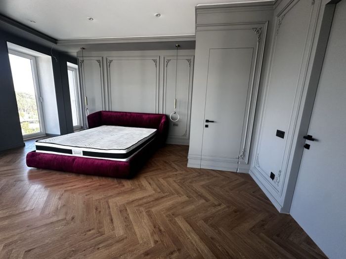 Продам велику 4к квартиру 160 м² з ремонтом, власною терасою ЖК Bartolomeo