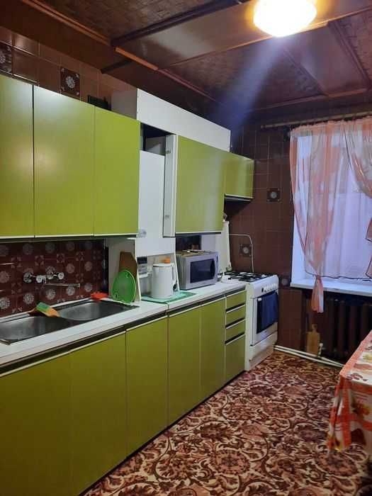 Продам 3к квартиру с индивидуальным газовым отомлением, мебелью, техникой и ремонтом