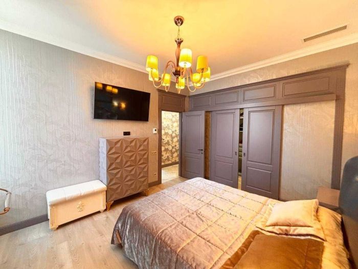 Продам 5к квартиру в Днепре ЖК Славия проспект Д. Яворницкого дом 3