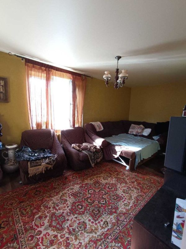 Продам дачу 3к 80 м², 4.4 сотки ст Смарагд на березі Орелі