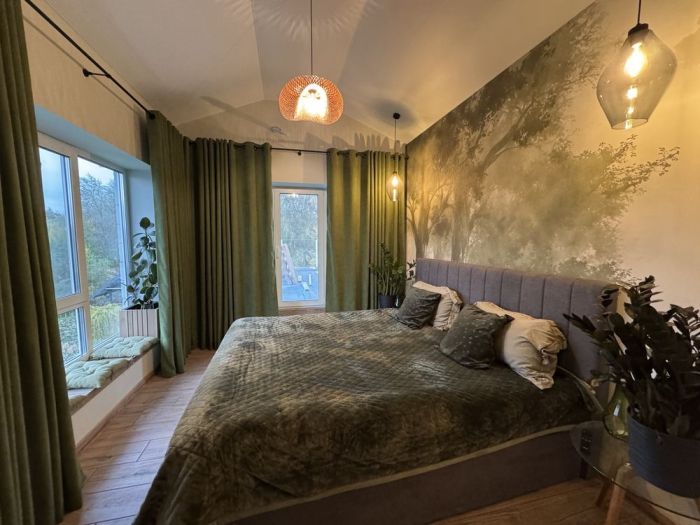 Продам дачний будинок зі своїм берегом з басейном та газовим опаленням