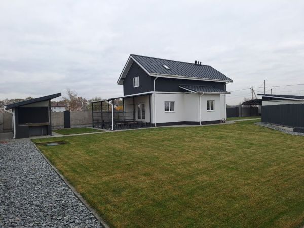 Продам будинок 3 кімнати 168 м²