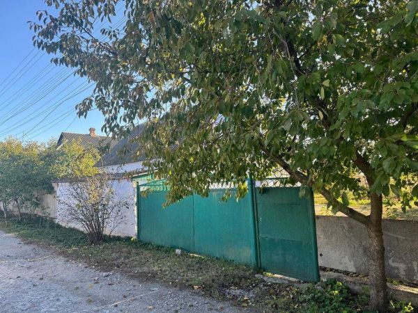 Продам маленький будиночок 35,5 м² в Обухівці біля Коляди