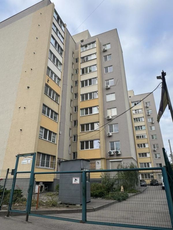 Продам 1 кімнатну квартиру 30.80 м²