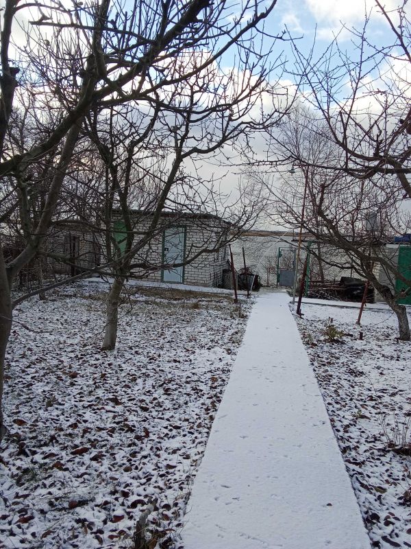 Продам дачу з власним берегом в Олександрівці