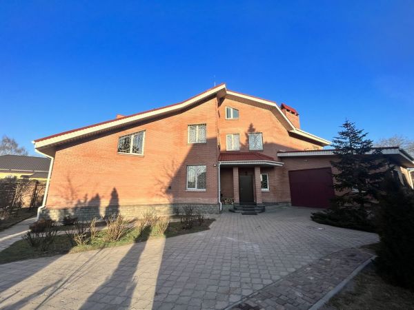 Продам дом 500 м² 16,5 соток на Байкальской, проспект Слобожанський