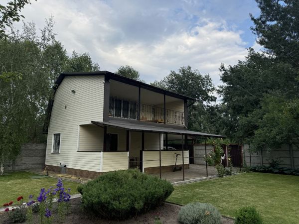 Продам уютную дачу в Обуховке. 40 м² ст Орельский разлив