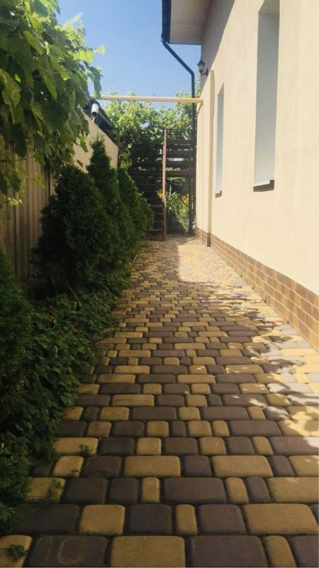 Продам гарний будинок 7к 6 соток Новокадацький район район вул. Київської