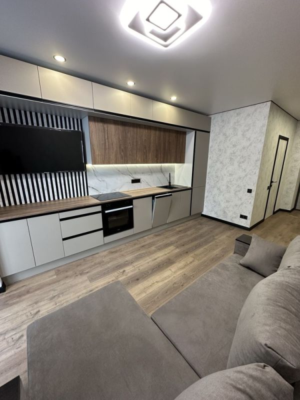 Продам квартиру з ремонтом 2к 43.50 м² ЖК Щасливий