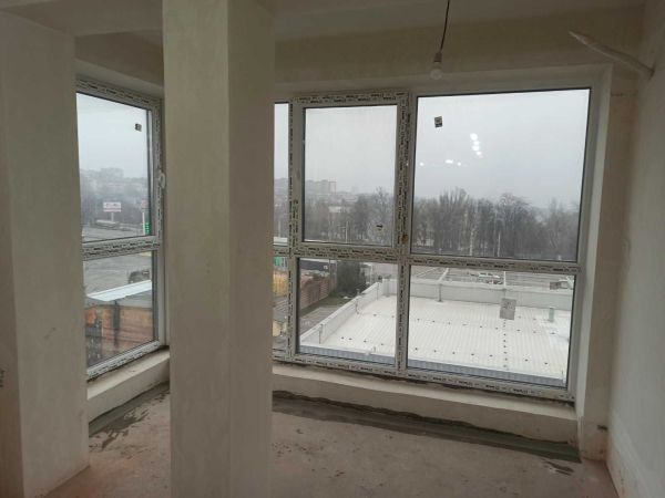 Продаж 2к квартири 47.2 кв. м на шосе Запорізьке 25 ЖК Барви Barvy