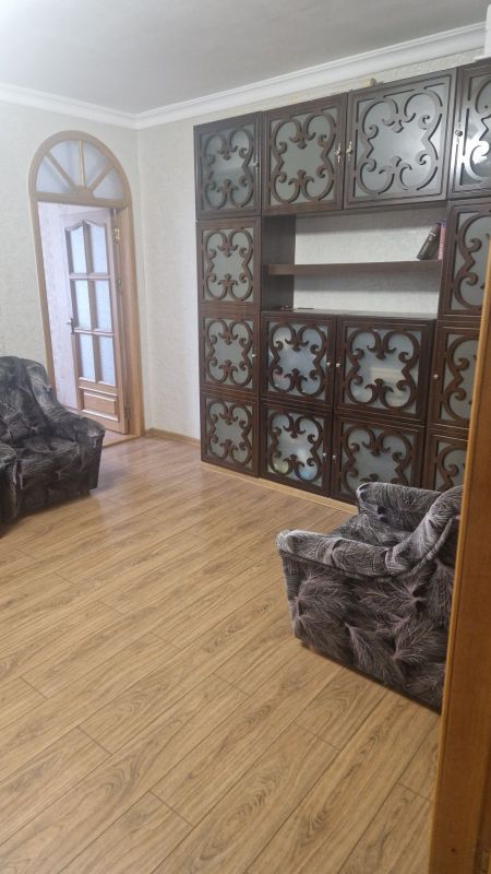 Продам 3к квартиру 64.70 м²  з власним опаленням по вул. Старокозацька