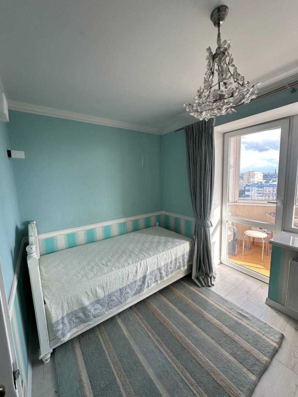 Продам 3к квартиру 74.50 м² с мебелью, техникой, ремонтом и с видом на реку на жм Фрунзенский