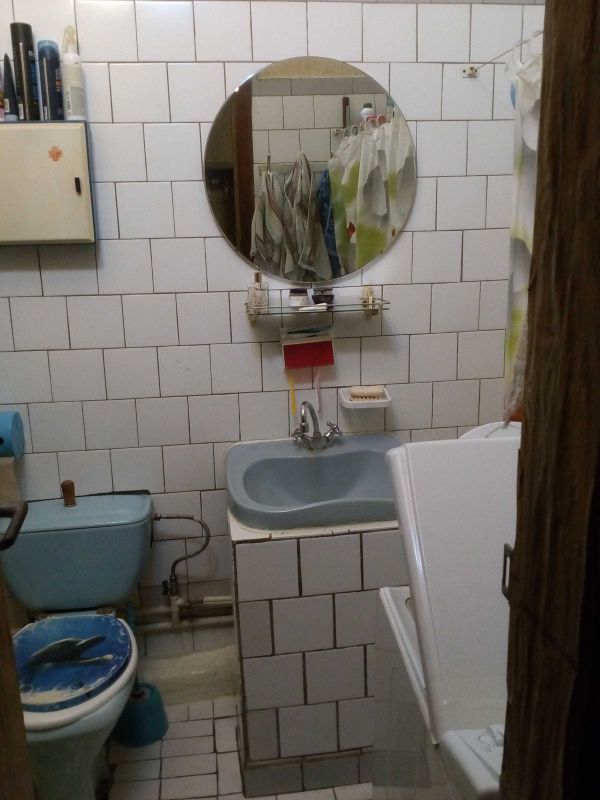 Продається 2к квартира 42 м² в центрі міста Дніпро, поряд із парком Чкалова