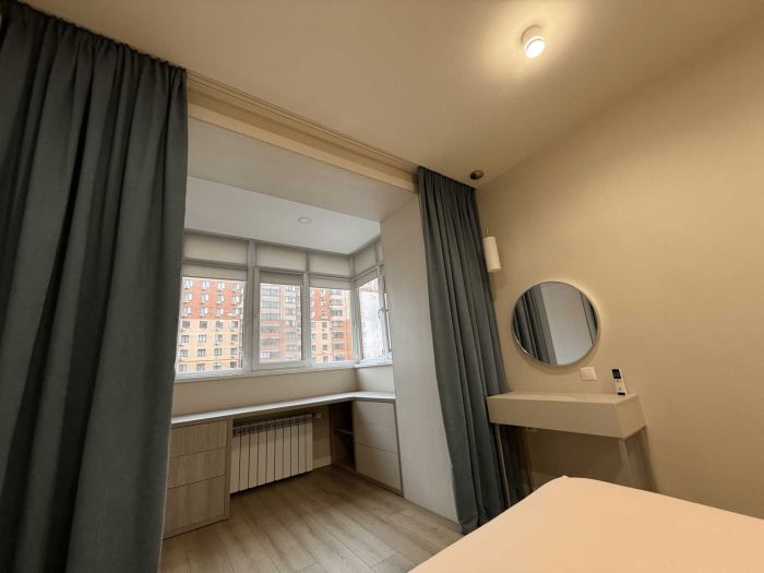 Продам 3-кімнатну квартиру з ремонтом і меблями в ЖК Щасливий 101.7 м²