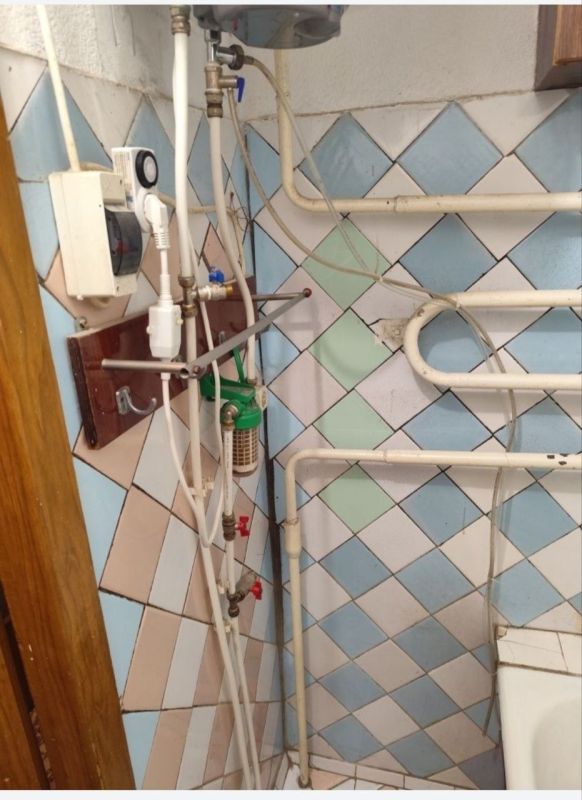 Продам 3к квартиру на Червоному Камні