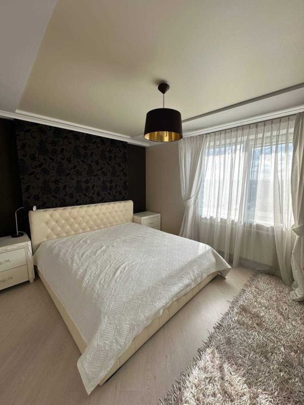 Продам 3к квартиру 74.50 м² с мебелью, техникой, ремонтом и с видом на реку на жм Фрунзенский