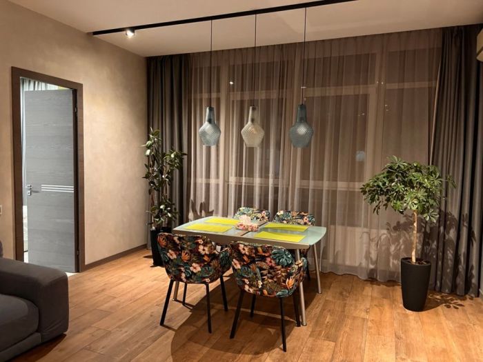 Здам 4х кімнатну квартиру 130 м² на Рогальова в центрі міста Дніпра ЖК Дуэт