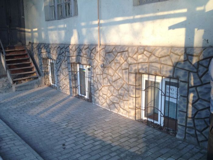 Здам  82 м² цокольний поверх в центрі міста по вул. Паторжинського