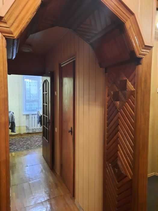 Продам 3к квартиру с индивидуальным газовым отомлением, мебелью, техникой и ремонтом