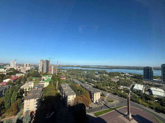 Продам 5к квартиру в Днепре ЖК Славия проспект Д. Яворницкого дом 3