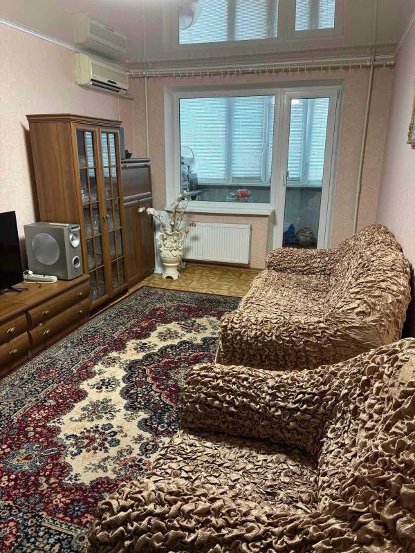 Продам 3к квартиру з ремонтом 69.50 м² на ж/м Парус-1