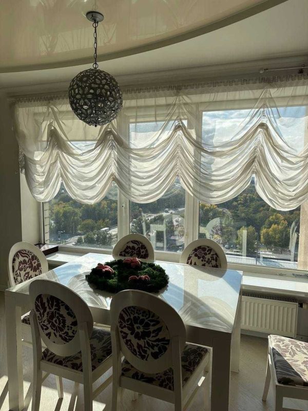 Продам 3к квартиру 74.50 м² с мебелью, техникой, ремонтом и с видом на реку на жм Фрунзенский