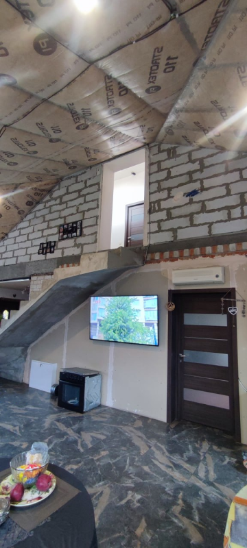 Продам будинок 160 м² перша лінія від річки Кільчень, ділянка 5 соток