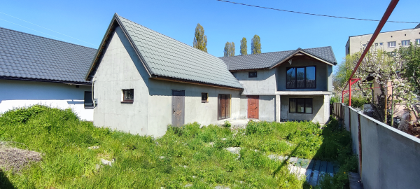 Продам дом на ж/м Покровский Днепр