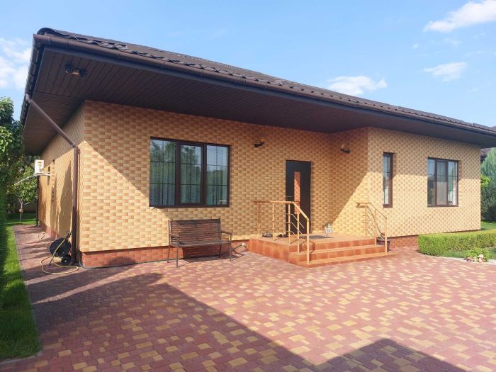 Продам новий будинок в Обухівці 1 повер, 140 м² 15 соток
