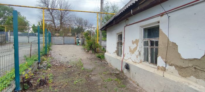 Продам дом низ ул. Андрейченко, рядом с жм Парус