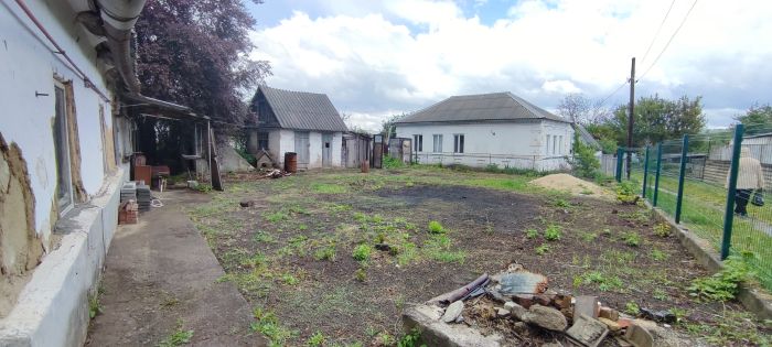 Продам дом низ ул. Андрейченко, рядом с жм Парус