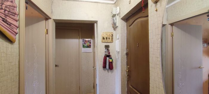 Продам 2к квартиру з ремонтом на ж/м Покровський, вул. Метробудівська 5